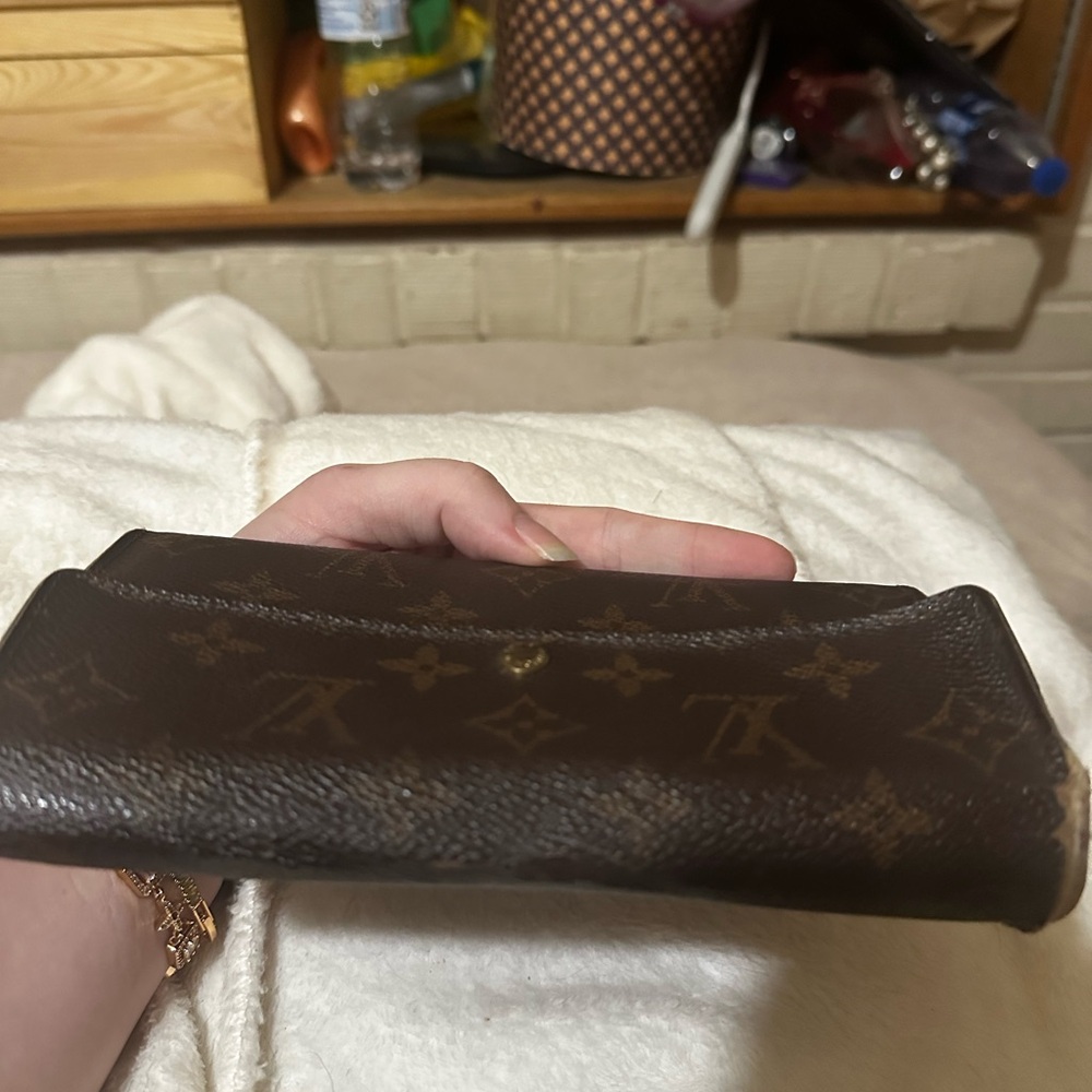 Louis Vuitton Brown Wallet - Picture 11 of 16